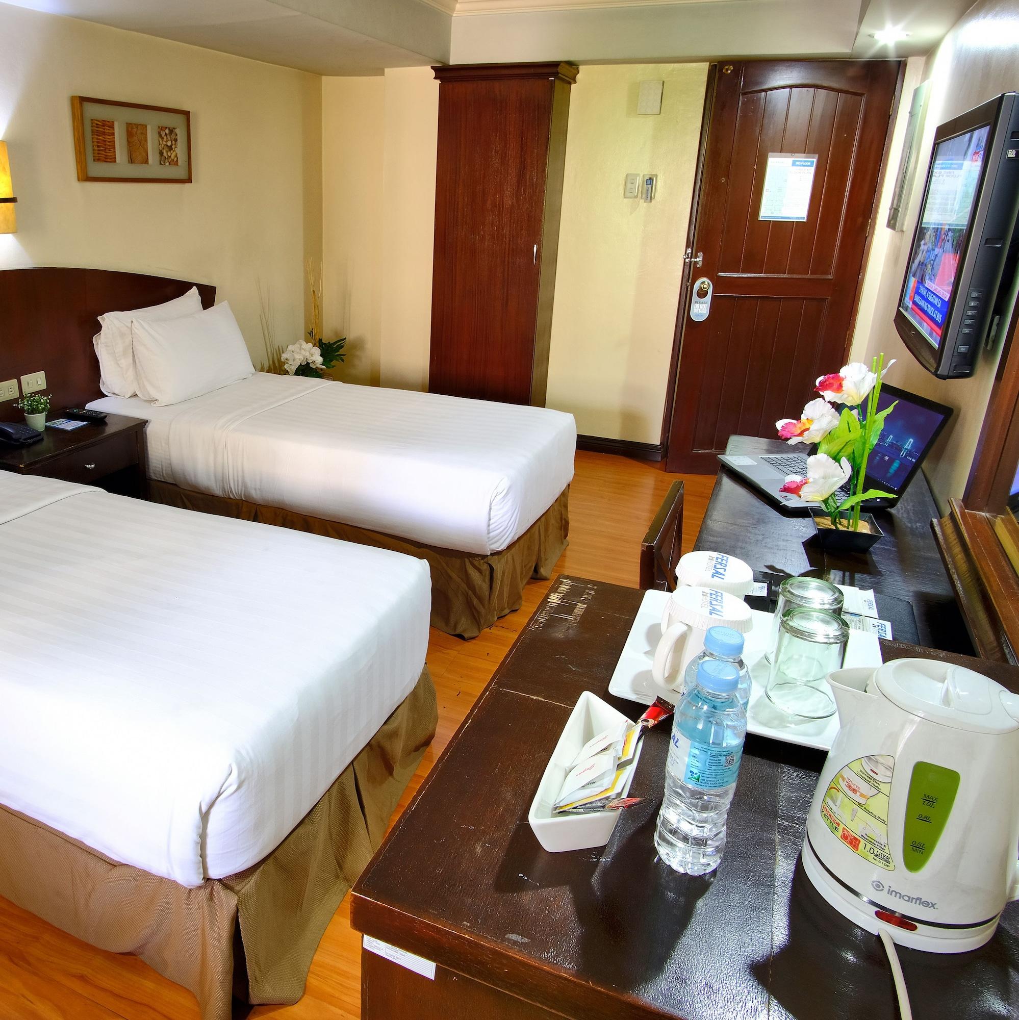 Fersal Hotel - Манила Екстериор снимка