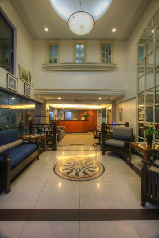 Fersal Hotel - Манила Екстериор снимка